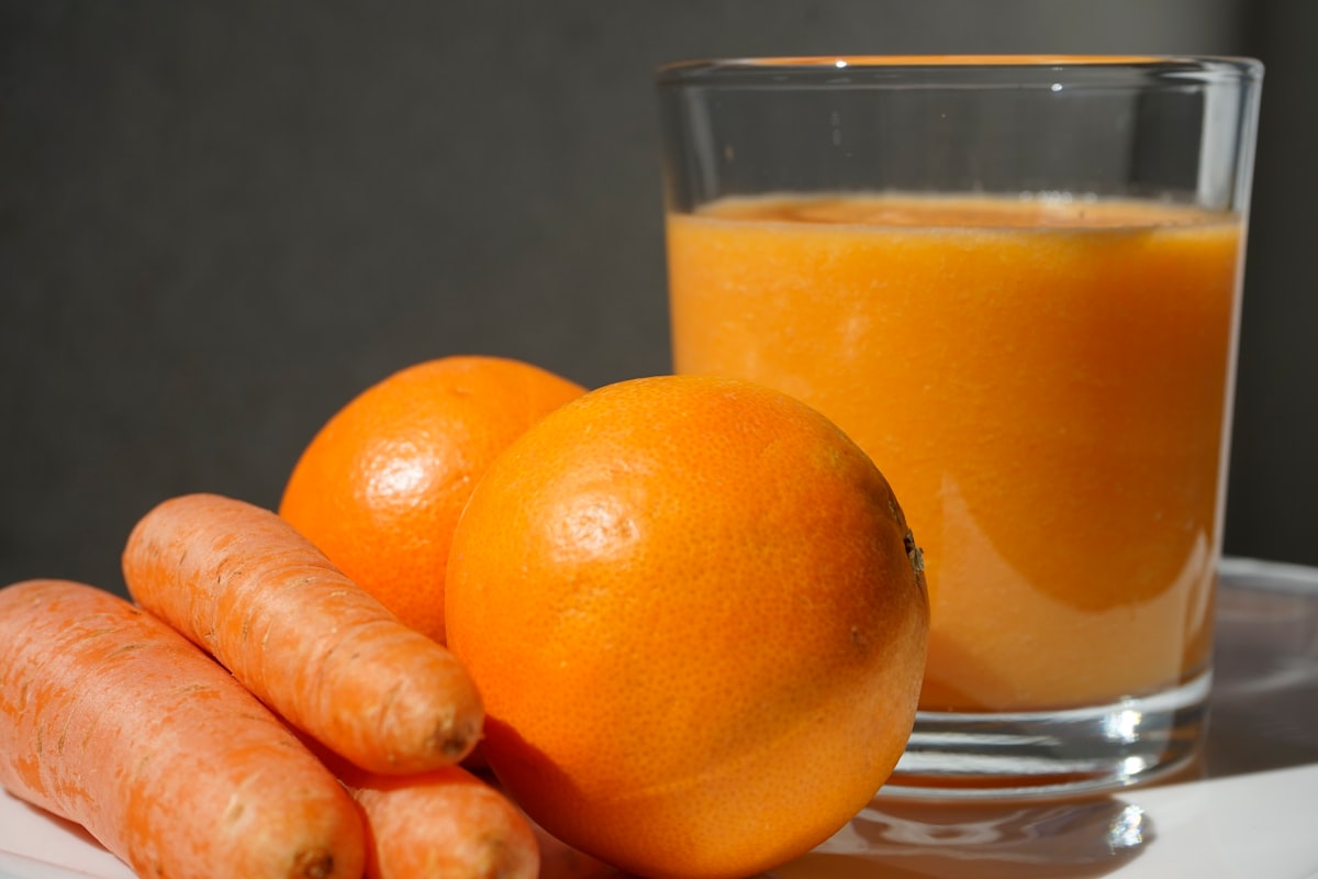 Nutritioniste conseillant un client